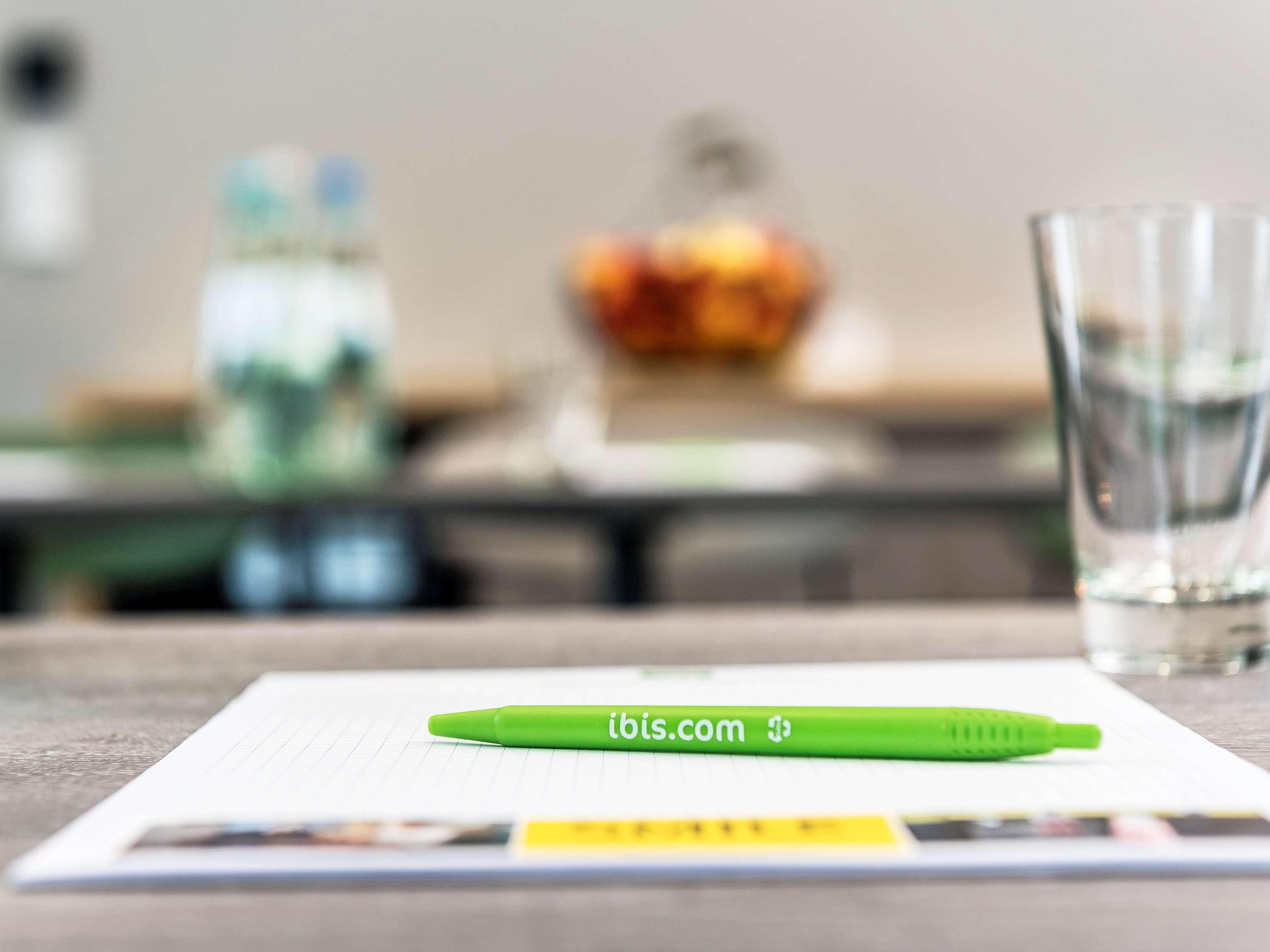Ibis Styles Almere Exterior foto